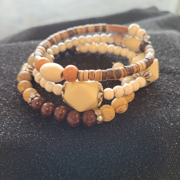 Handmade unique wrap bracelet - Picture 3 of 3